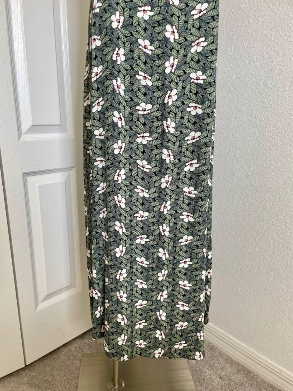 Flax Adjustable Spaghetti Strap Floral Tropical Print Maxi Summer Dress Medium - Picture 9 of 12